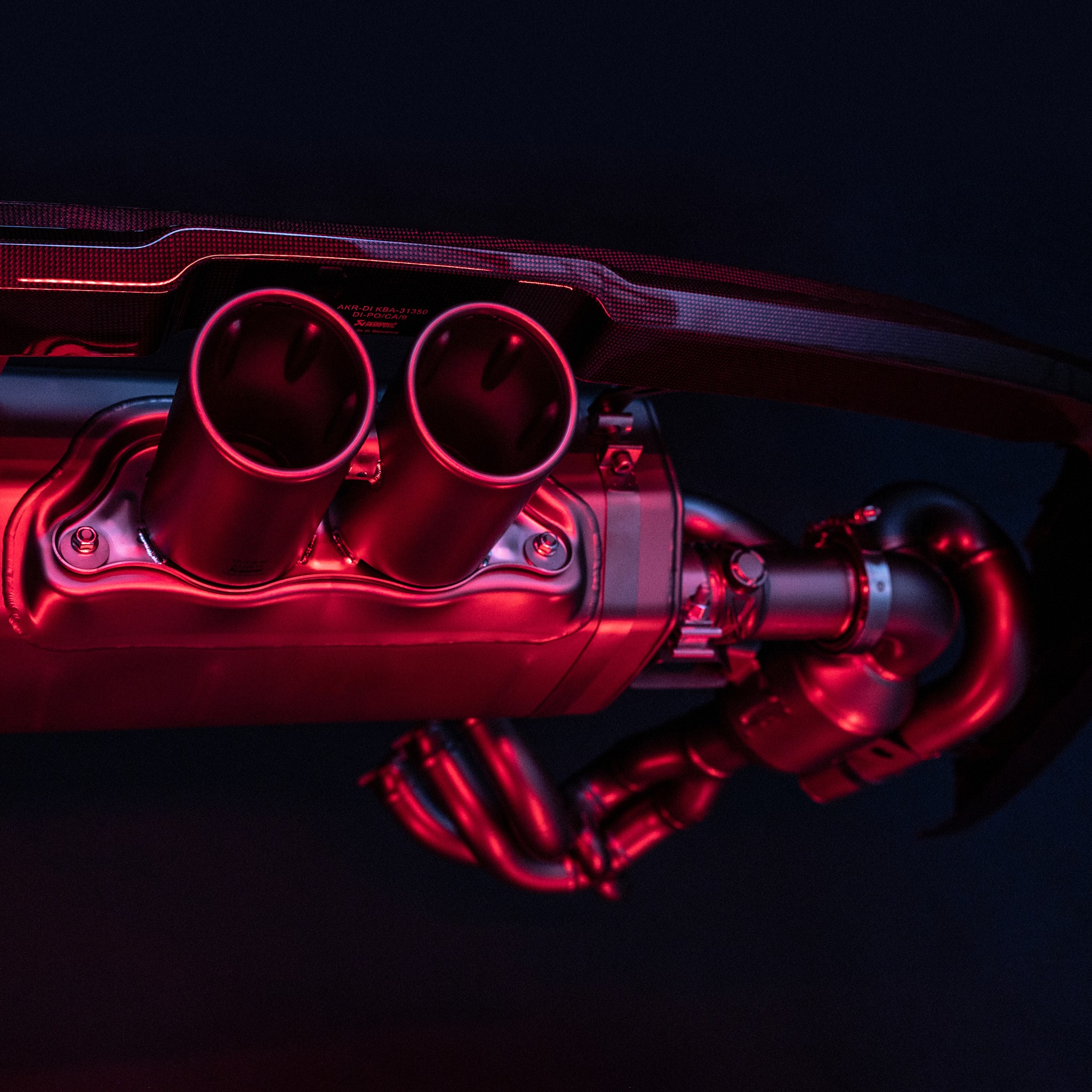 akra-exhaust