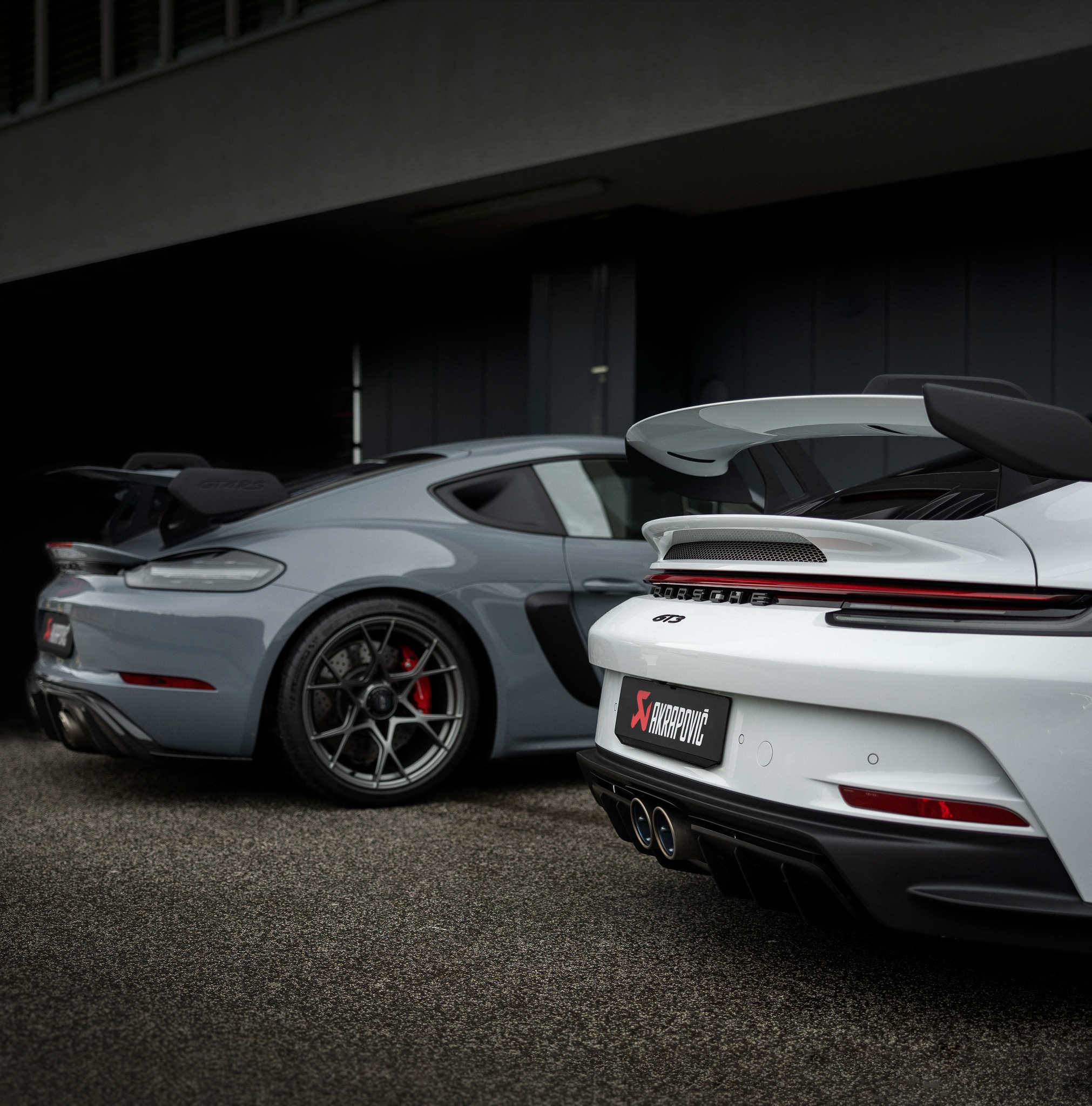 akra Porsche