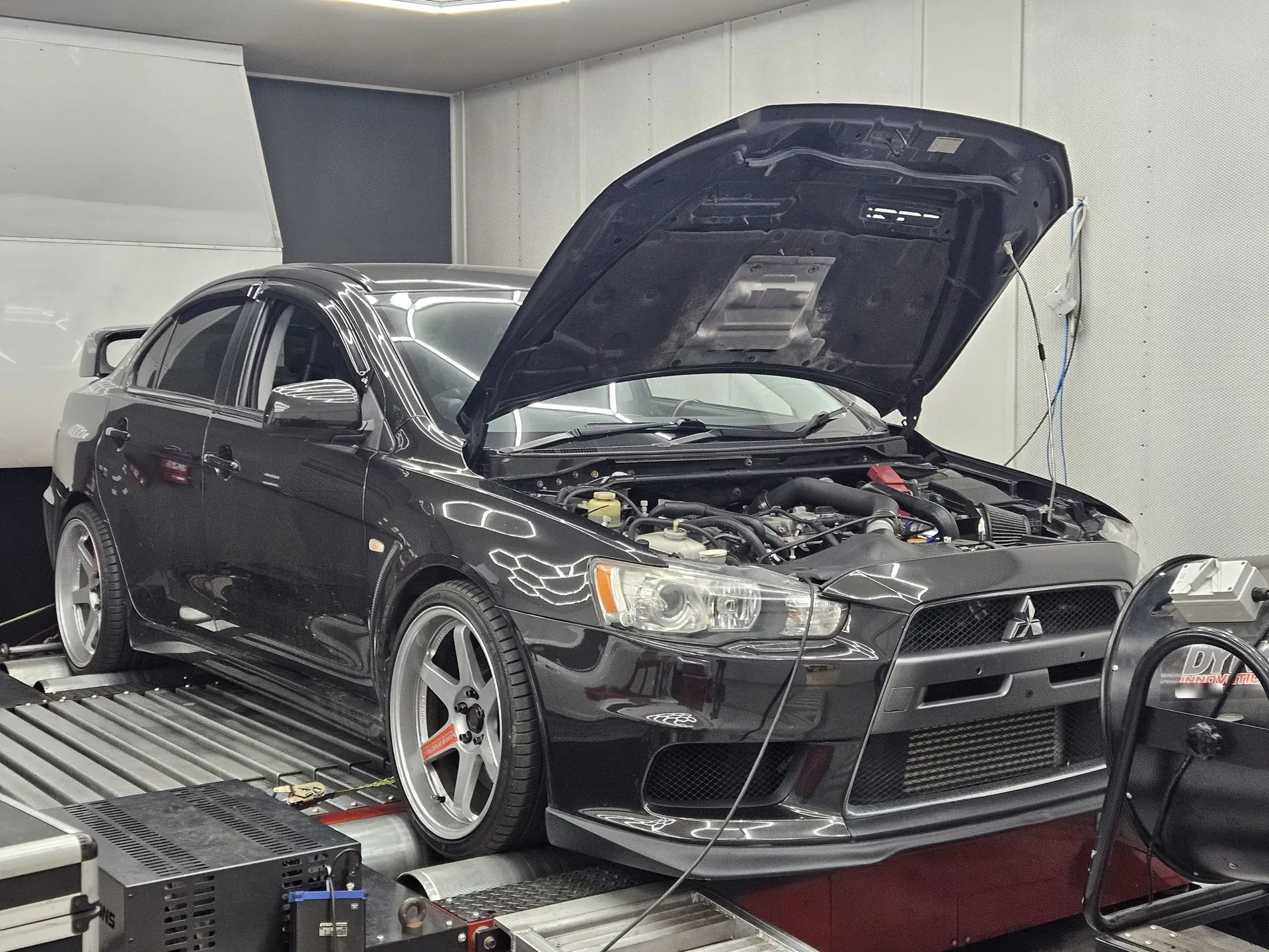 Mitsubishi Lancer Evolution X | Custom Dyno Tune, 201 kW | Revzone