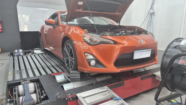 2013 Toyota 86 ZN6 dyno tuned to 106.5 kW with EcuTek on 98
