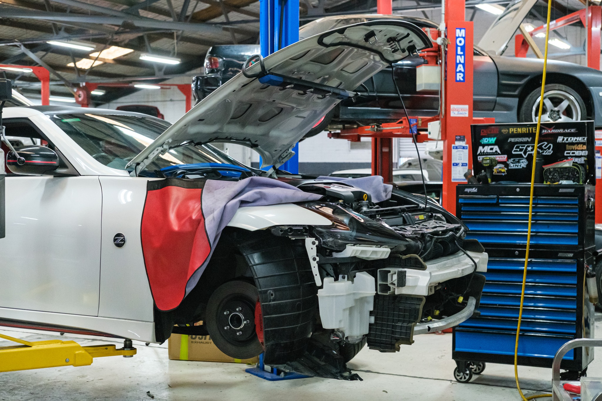 370Z NISMO front end stripped for engine removal